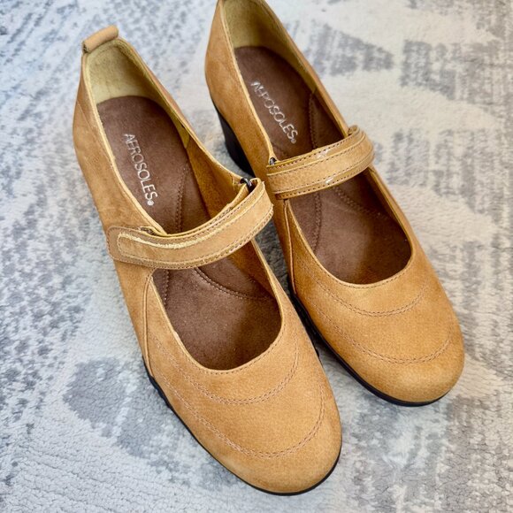 NWOT Aerosoles Tornado Tan Suede Wedge Mary Janes - Picture 5 of 15